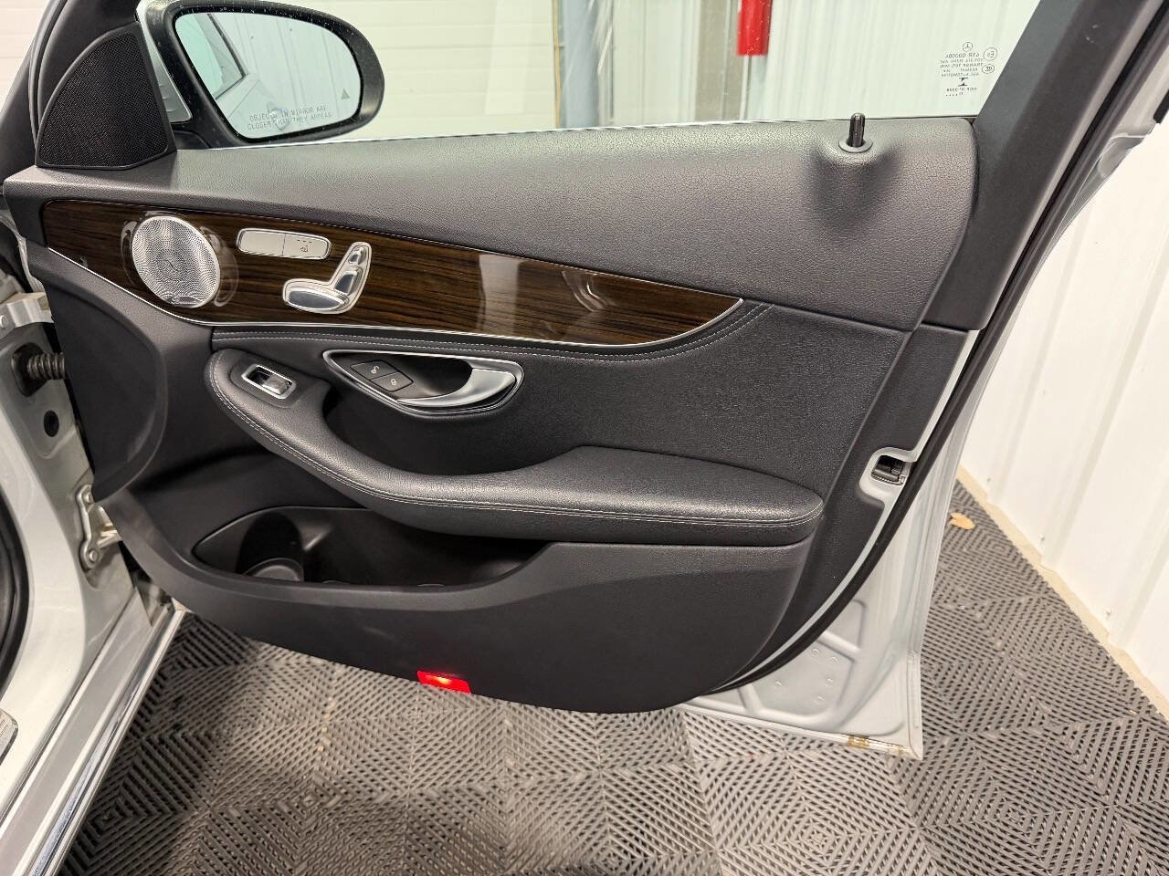Used 2016 Mercedes-Benz C 300 4MATIC Sedan image 22