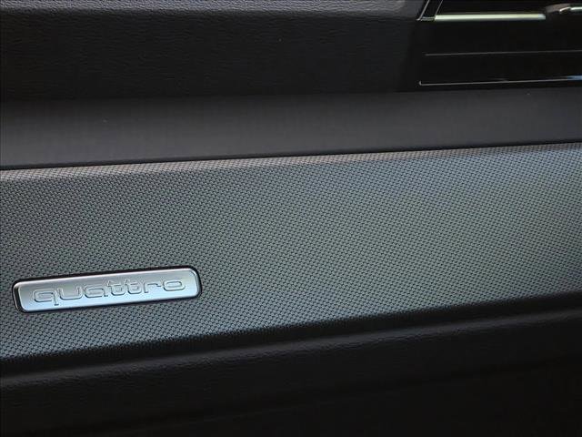 New 2025 Audi Q3 2.0T Premium w/ Convenience Plus Package image 24