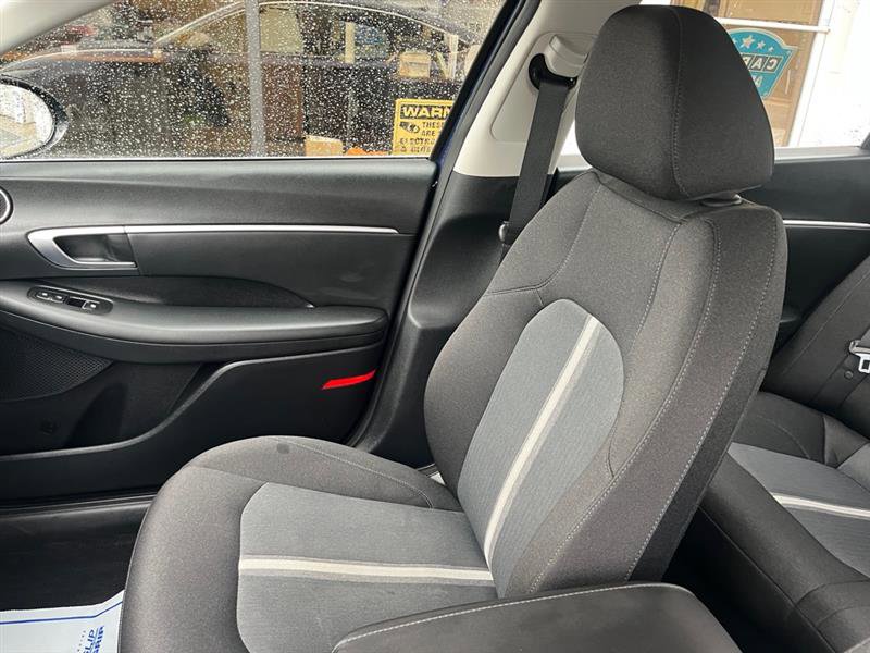 Used 2022 Hyundai Sonata SEL w/ Cargo Package image 12