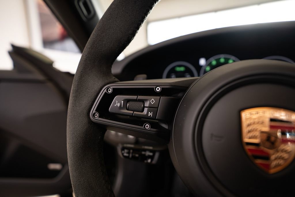 Used 2026 Porsche 911 Targa 4 GTS image 19