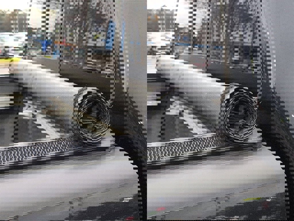 Used 2020 Nissan Frontier SV image 6