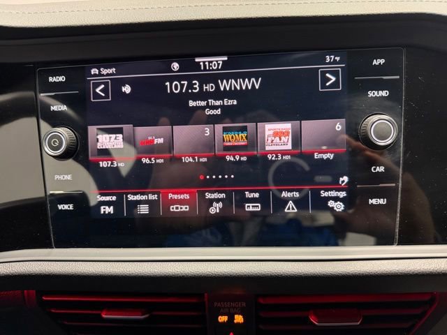 Used 2024 Volkswagen Jetta GLI Autobahn image 31