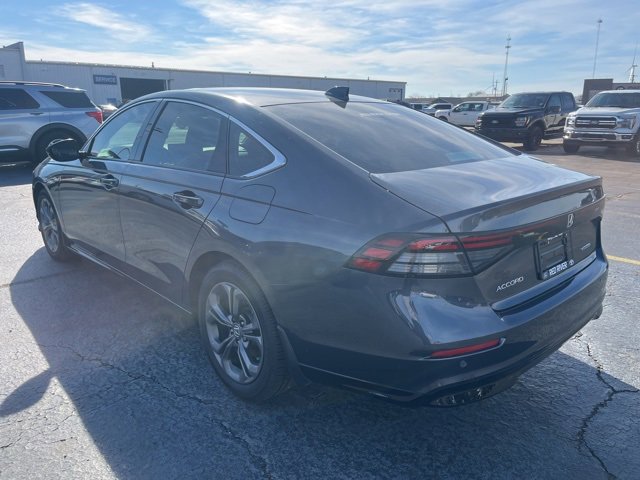 Used 2023 Honda Accord EX-L image 6