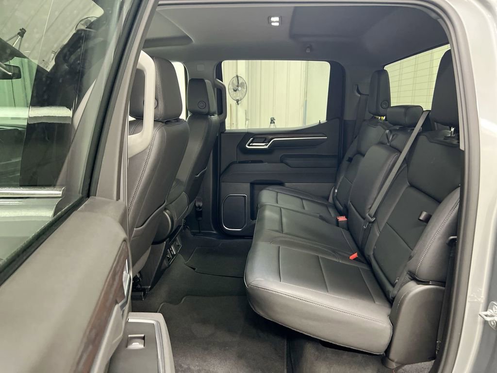 Certified 2026 GMC Sierra 1500 SLT image 23
