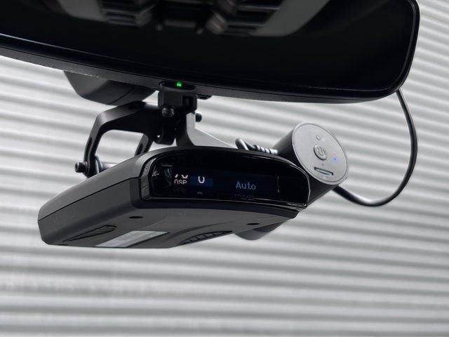 Certified 2024 Porsche Macan GTS image 27