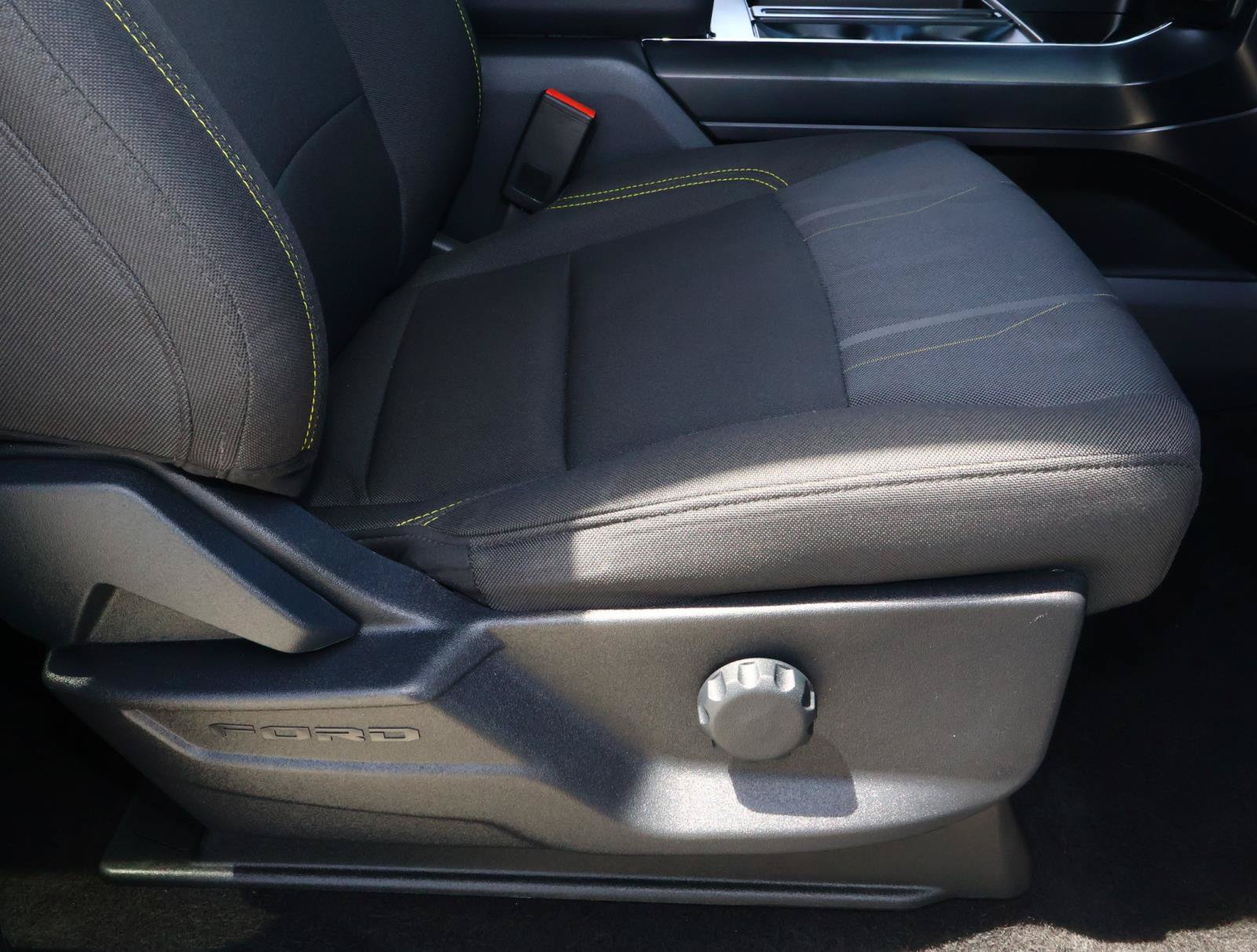 Used 2024 Ford F150 STX RWD image 17