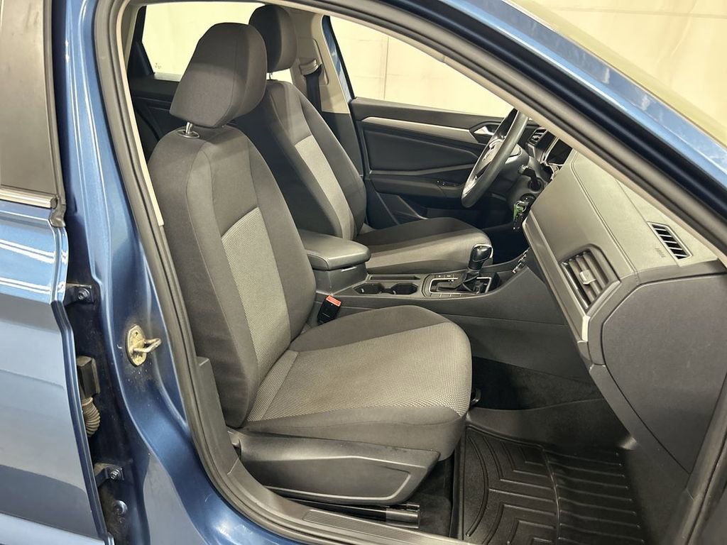 Used 2019 Volkswagen Jetta S image 22