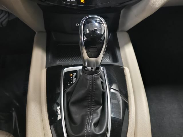 Used 2019 Nissan Rogue SV FWD image 23