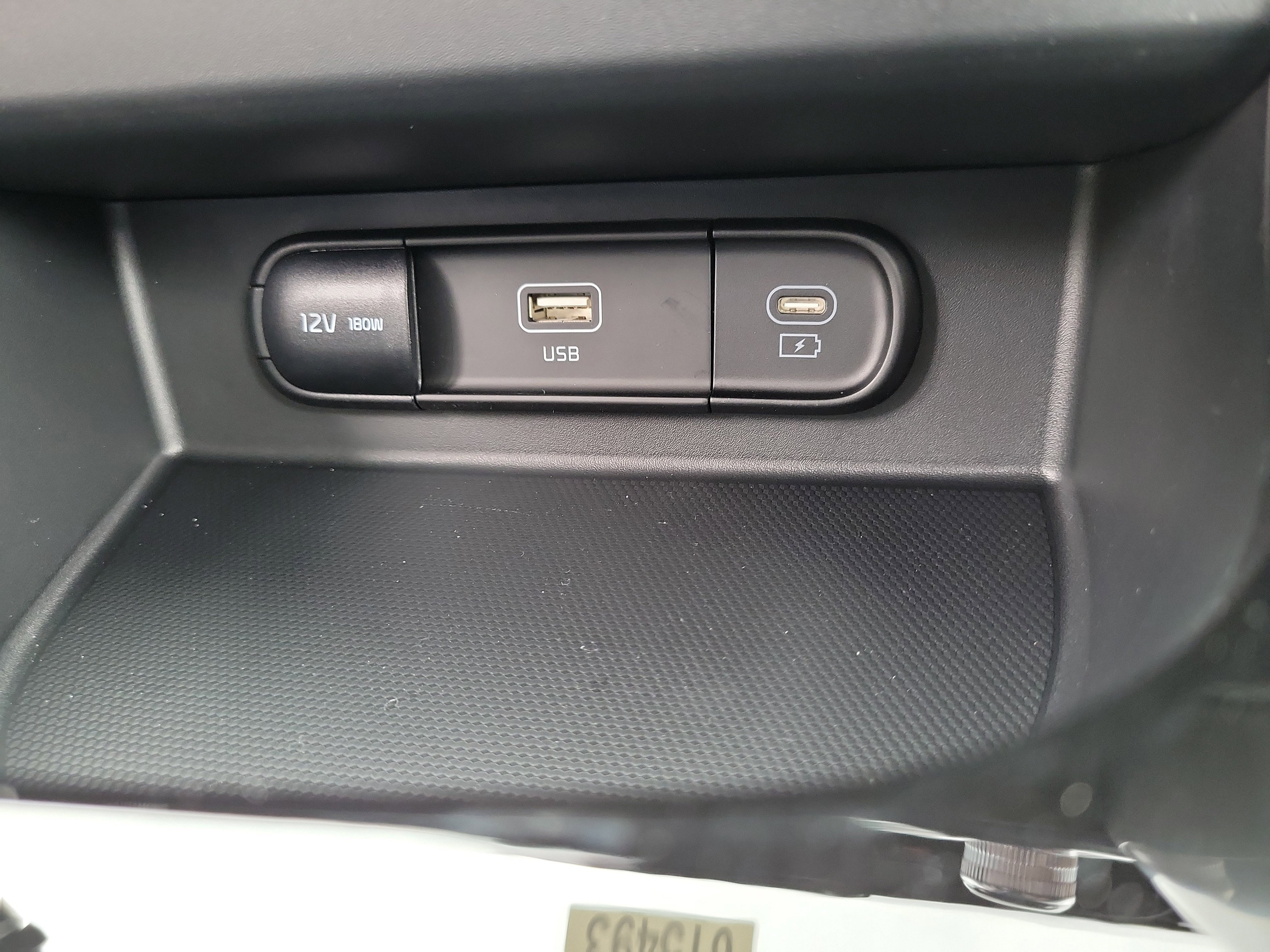 New 2026 Kia Seltos S FWD image 29