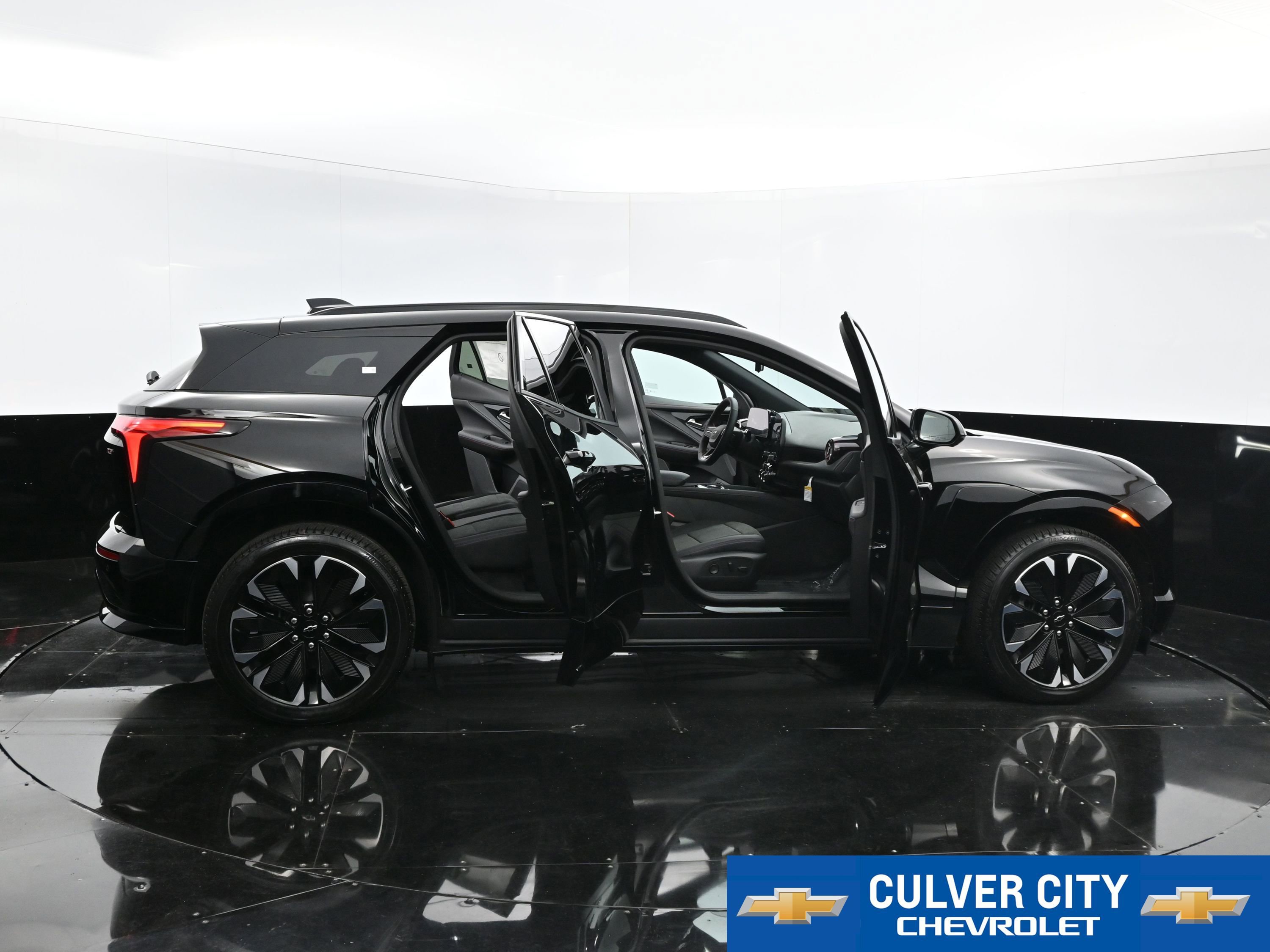 New 2025 Chevrolet Blazer EV RS image 41