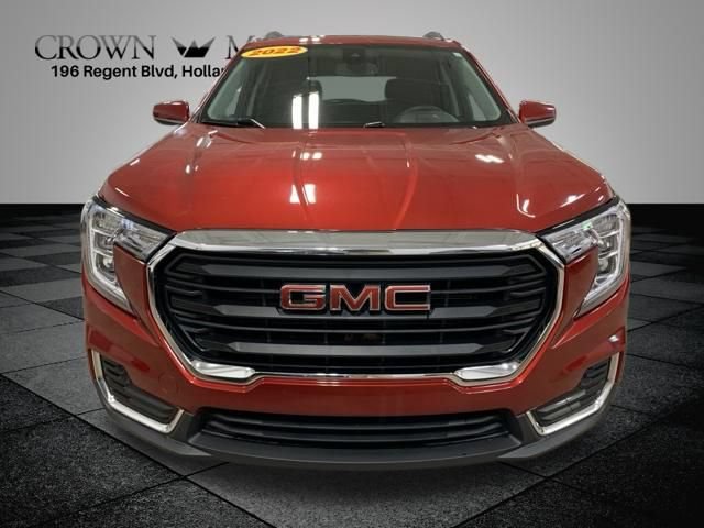 Used 2022 GMC Terrain SLE w/ Driver Convenience Package AWD/4WD image 8
