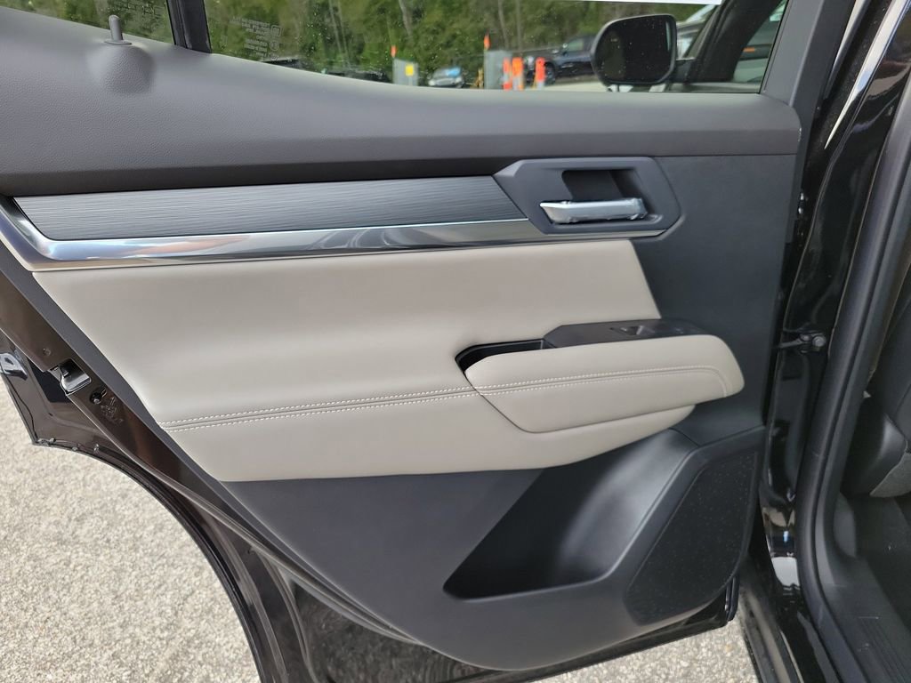 New 2026 GMC Terrain Elevation w/ Elevation Premium Package image 7