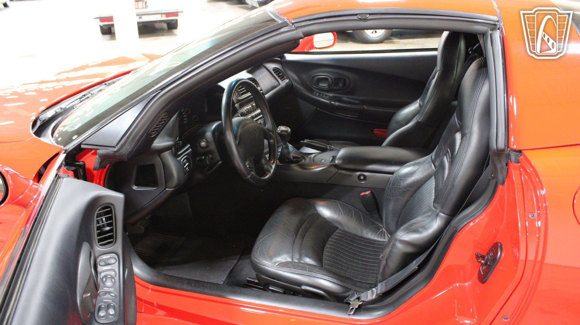 Used 1998 Chevrolet Corvette Coupe w/ Roof Pkg RWD image 10