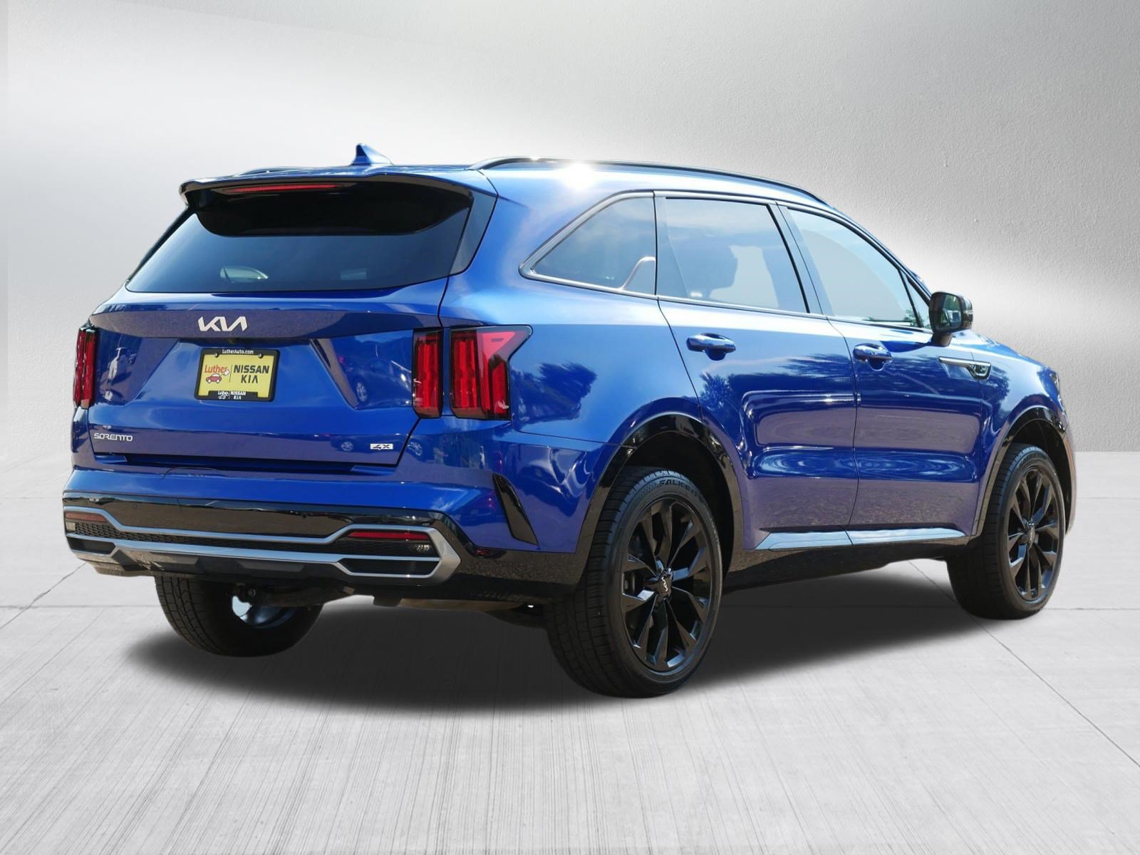 Certified 2023 Kia Sorento SX AWD/4WD image 7