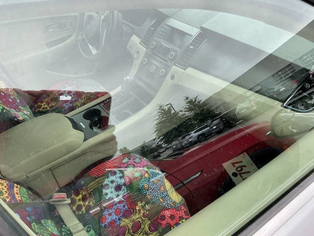 Used 2018 Ford Taurus SE FWD image 19