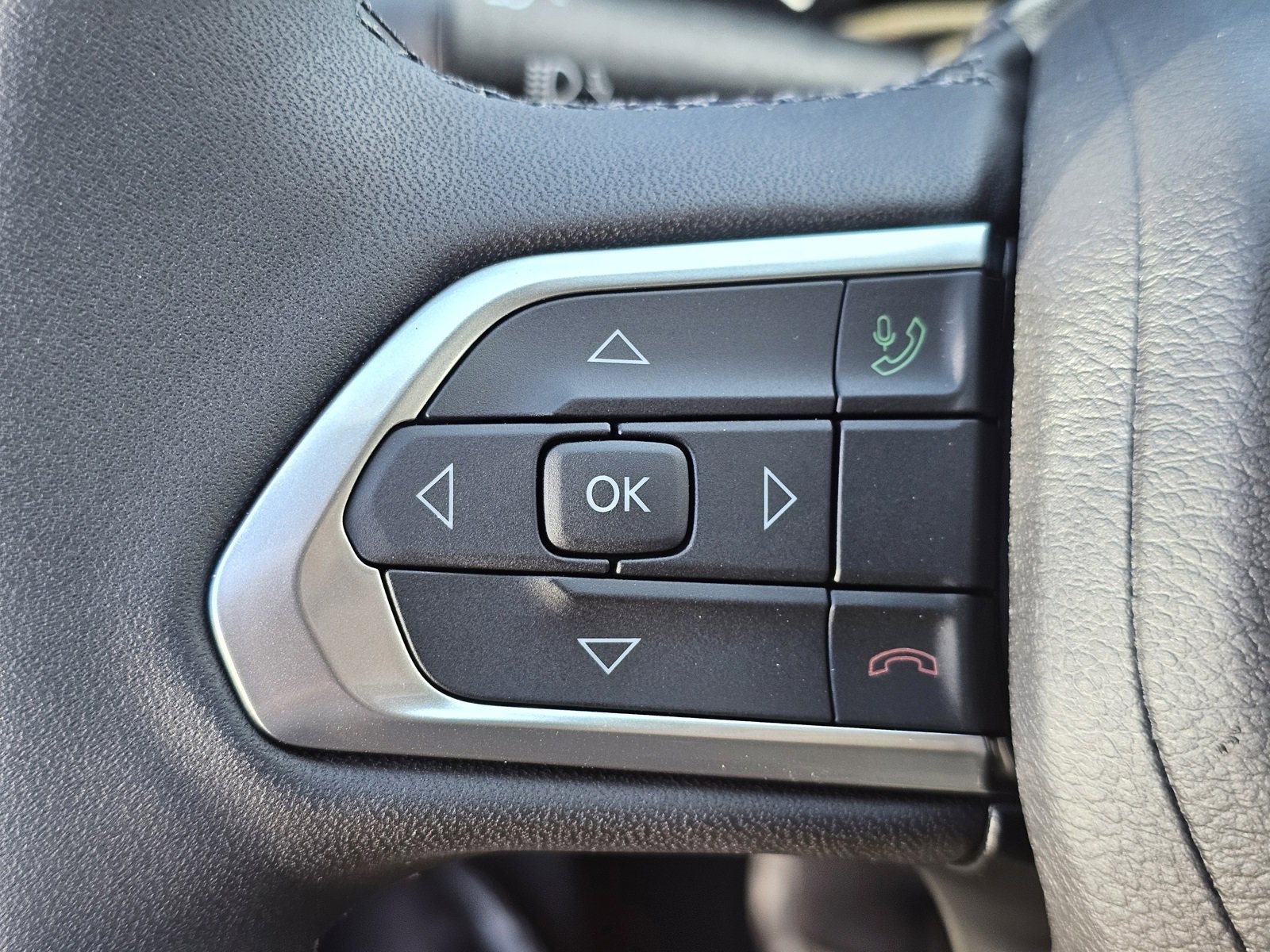 New 2026 Jeep Compass Latitude image 17