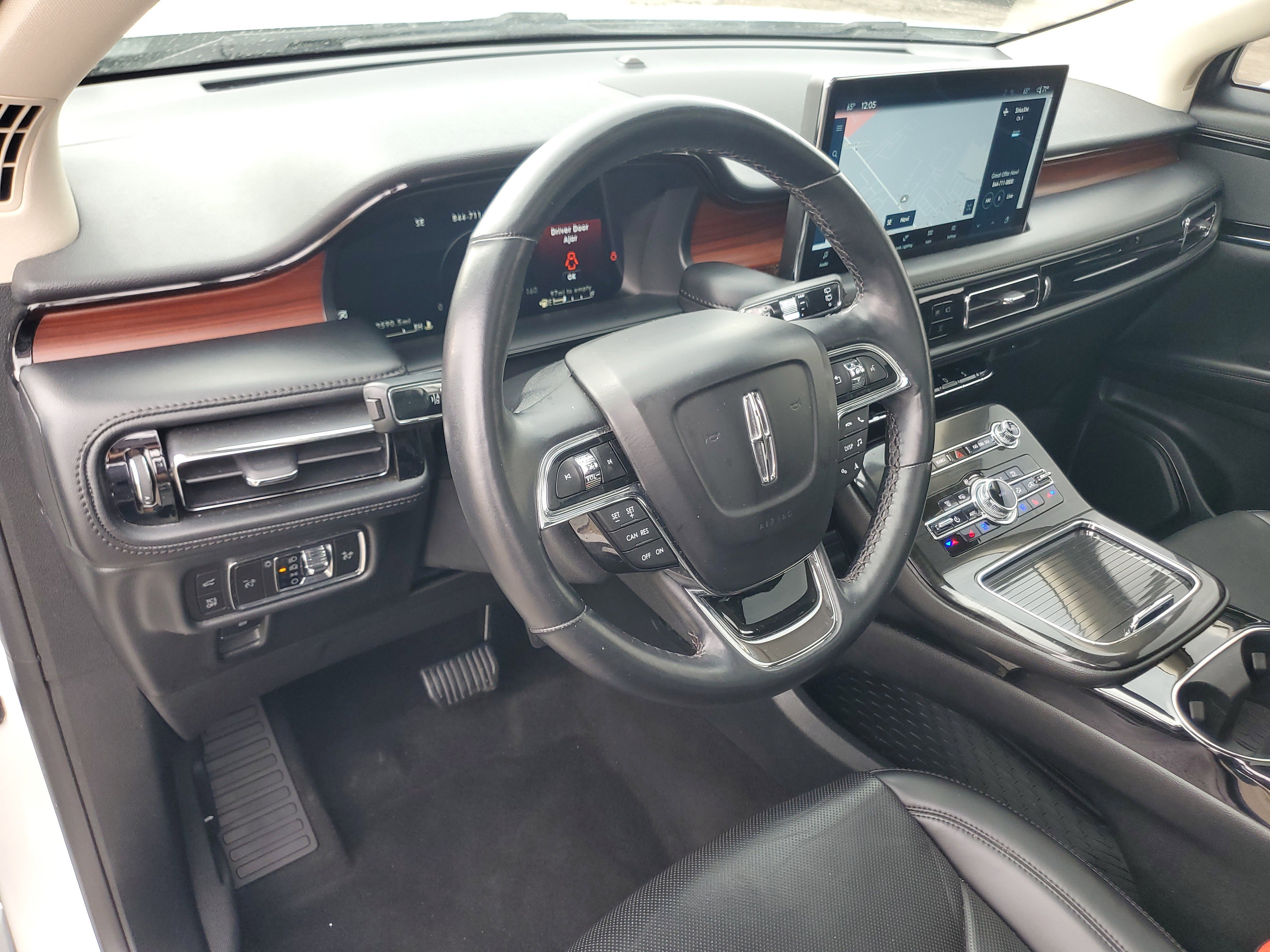 Certified 2023 Lincoln Nautilus Reserve AWD/4WD image 13