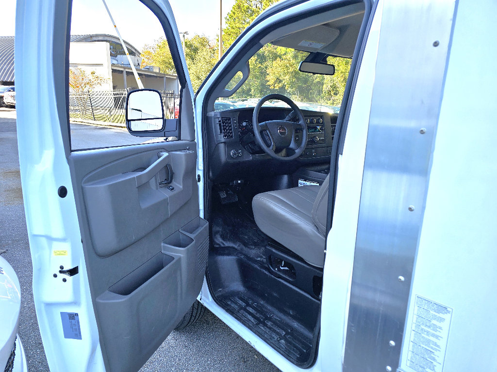 New 2025 GMC Savana 3500 w/ Power Convenience Package RWD image 23