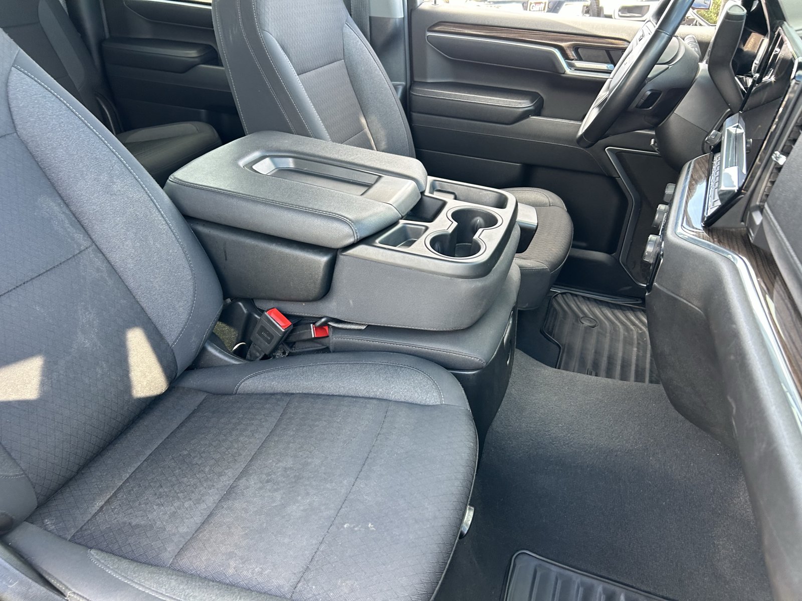 Certified 2025 Chevrolet Silverado 1500 LT RWD image 10