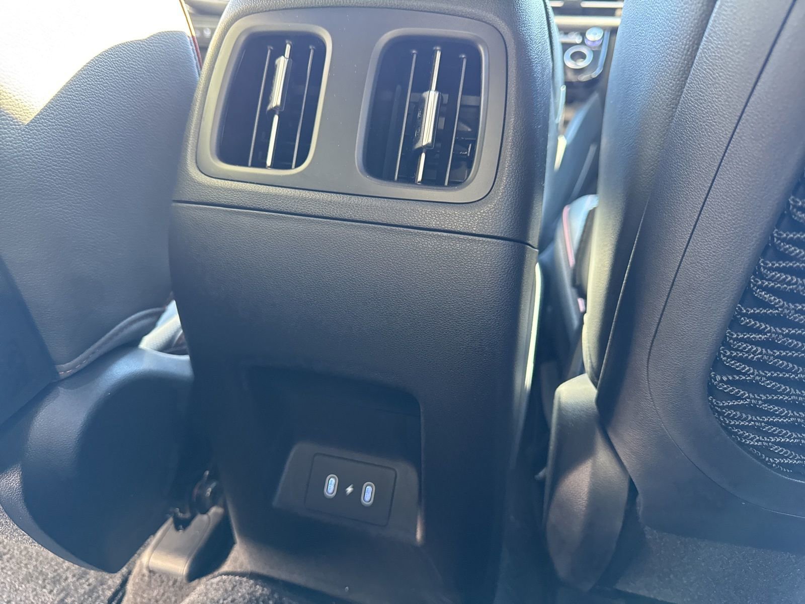 Used 2025 Hyundai Santa Cruz Limited image 16