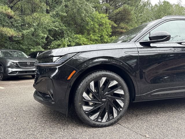 New 2026 Lincoln Nautilus Reserve AWD/4WD image 10