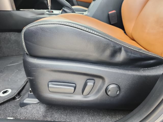 Used 2017 Toyota RAV4 Limited AWD/4WD image 26