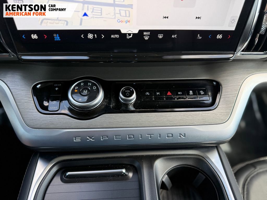 Used 2025 Ford Expedition Max Platinum image 26