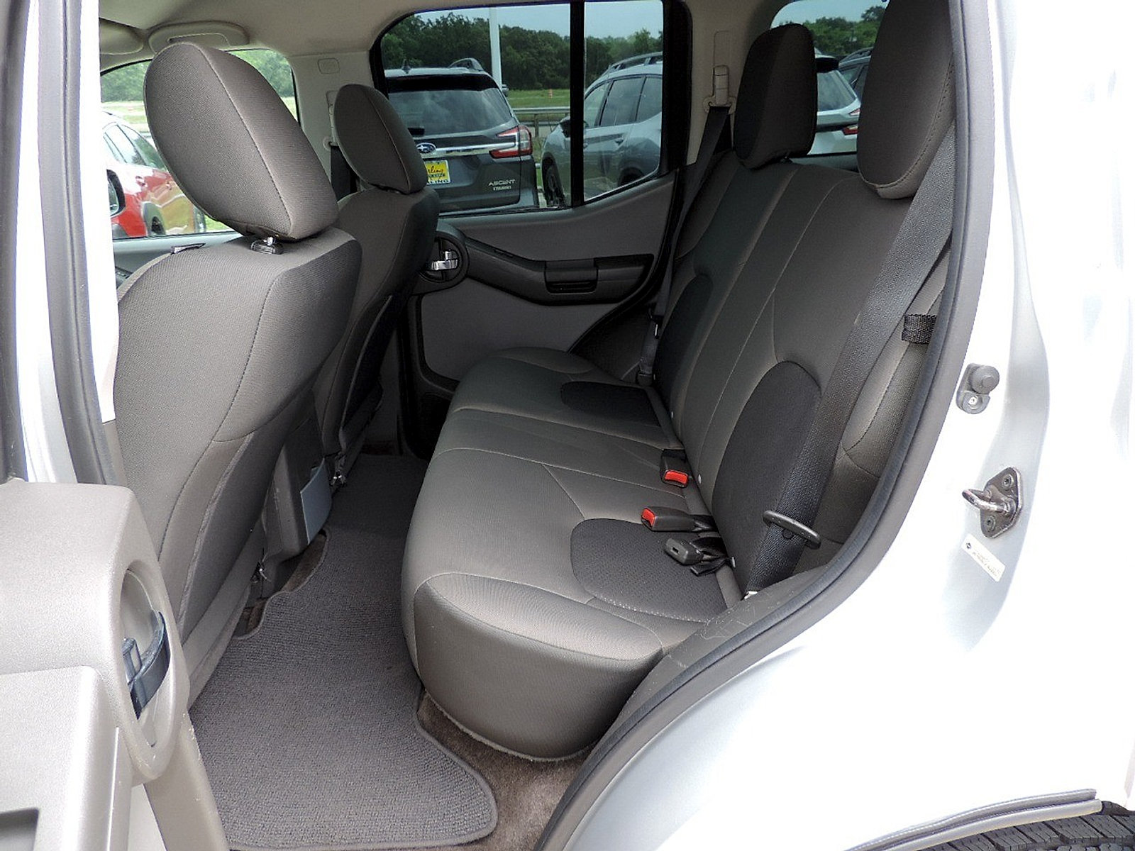 Used 2015 Nissan Xterra S w/ Value Package RWD image 17