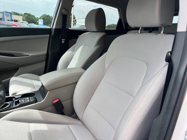 Used 2019 Hyundai Tucson SE image 16