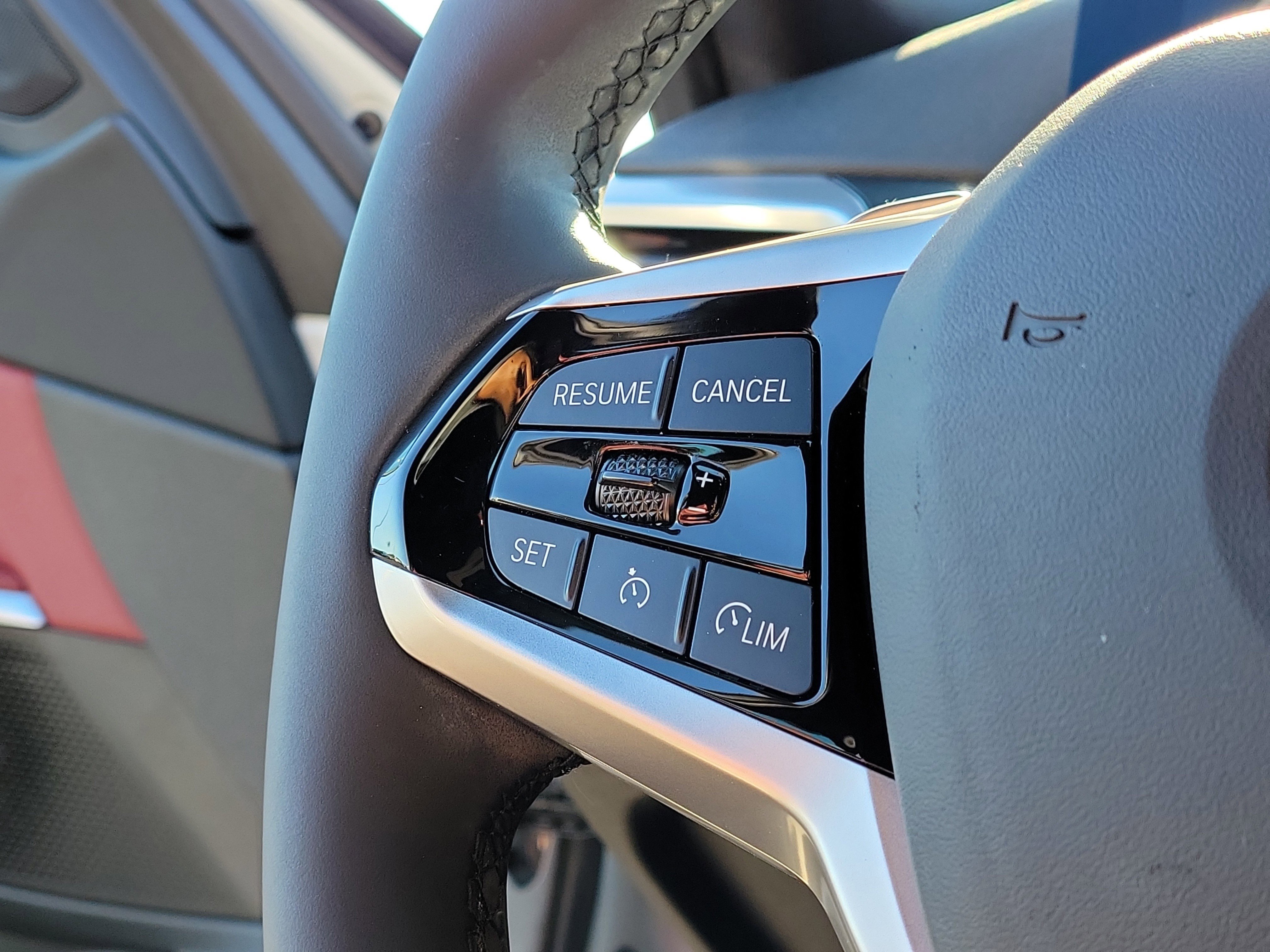 Used 2025 BMW 330i Sedan image 27