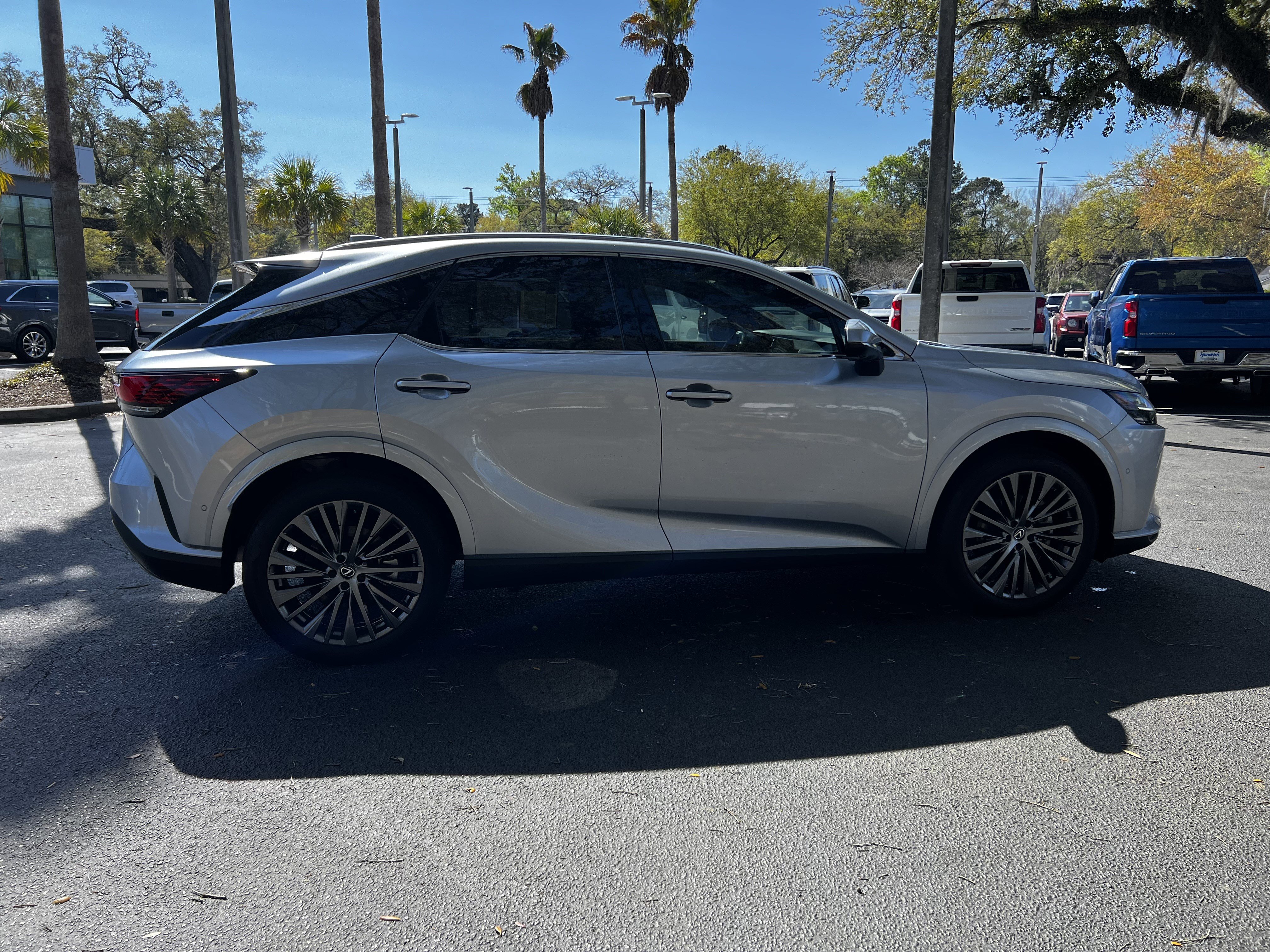 Used 2024 Lexus RX 350 350h Luxury image 10