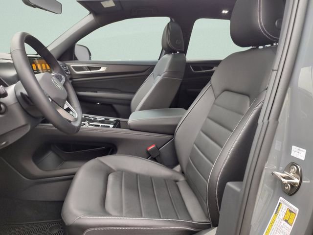 Used 2025 Volkswagen Atlas Cross Sport SEL R-Line AWD/4WD image 26