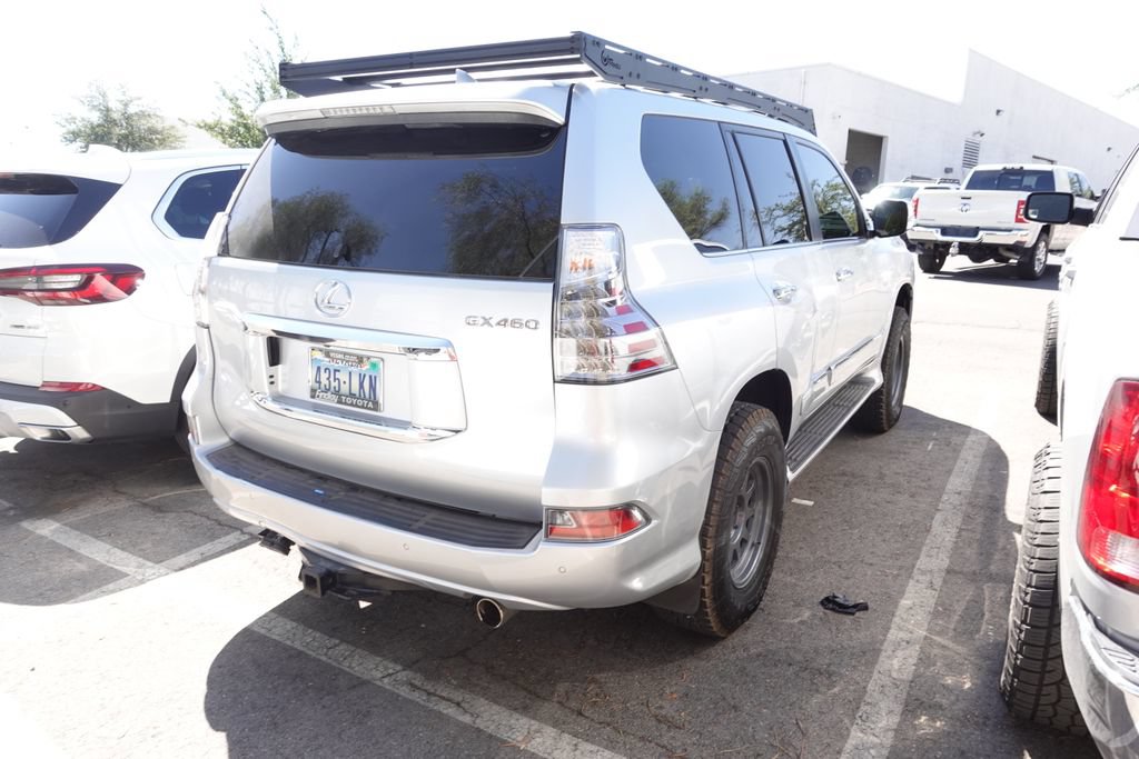 Used 2017 Lexus GX 460 Premium AWD/4WD image 3