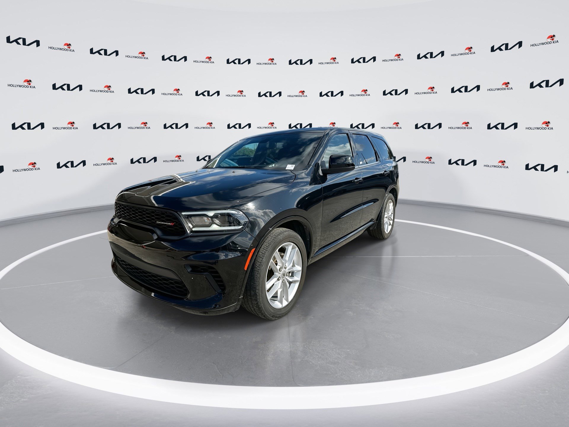 Used 2023 Dodge Durango GT RWD image 4
