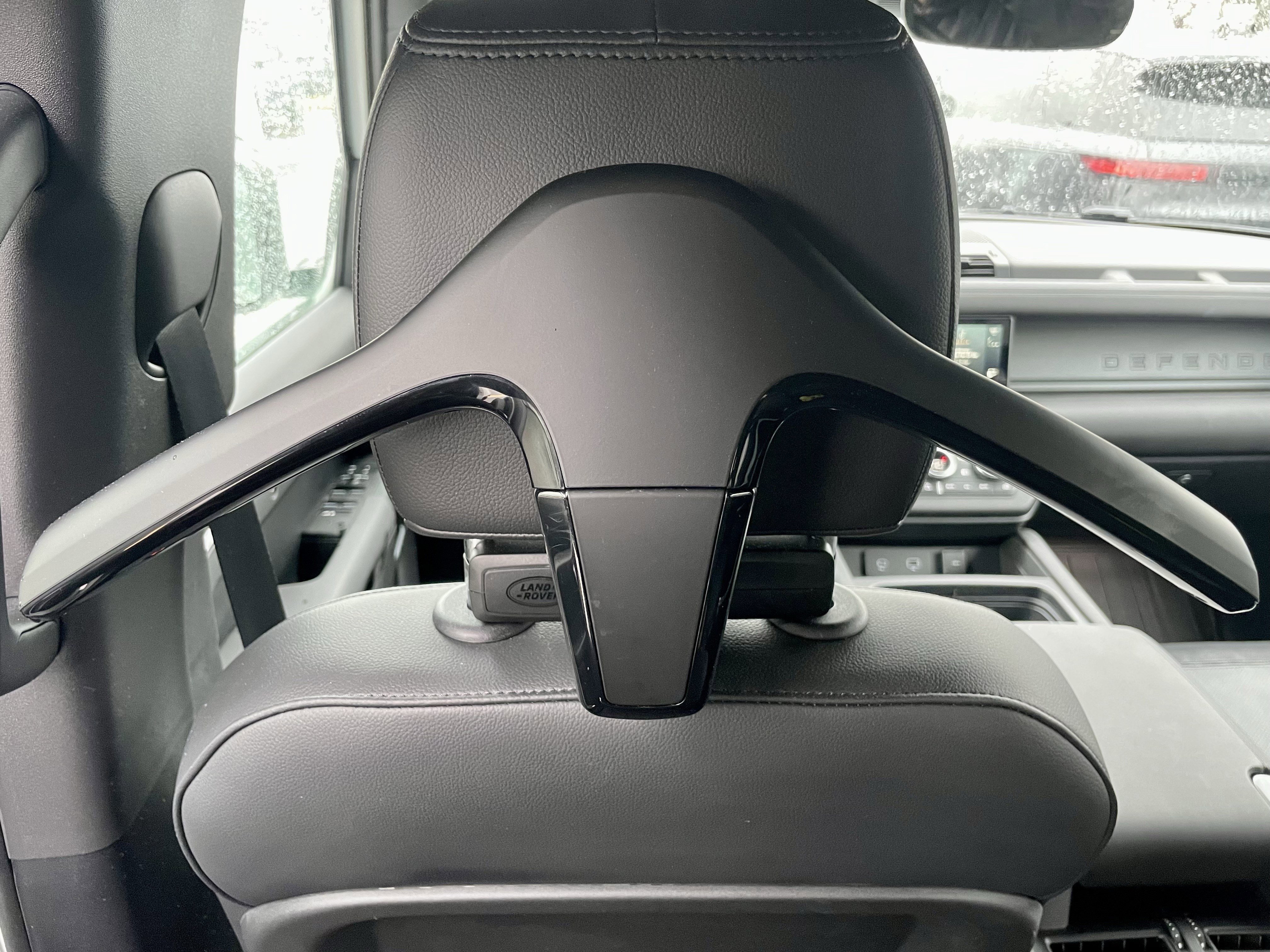 Used 2024 Land Rover Defender 110 X-Dynamic SE image 30