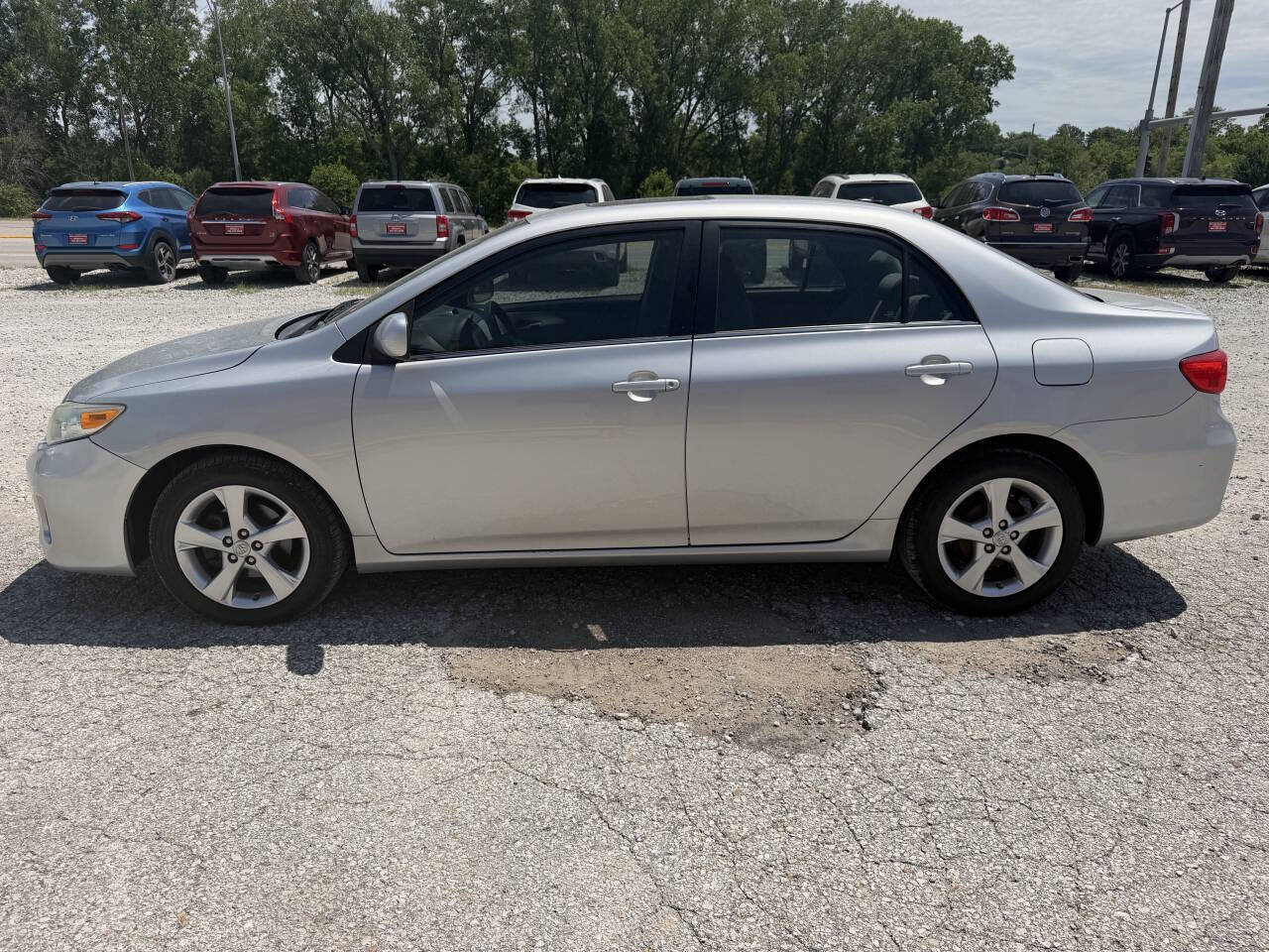 Used 2013 Toyota Corolla LE w/ Premium Pkg FWD image 6