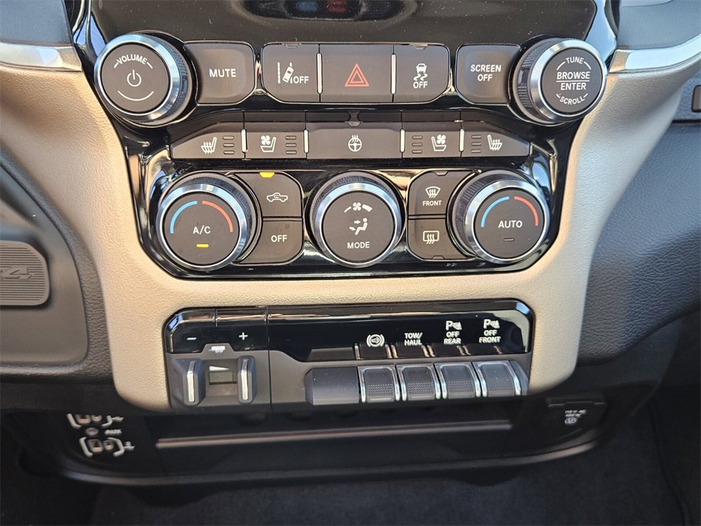 Used 2024 RAM 2500 Laramie w/ Safety Group image 19