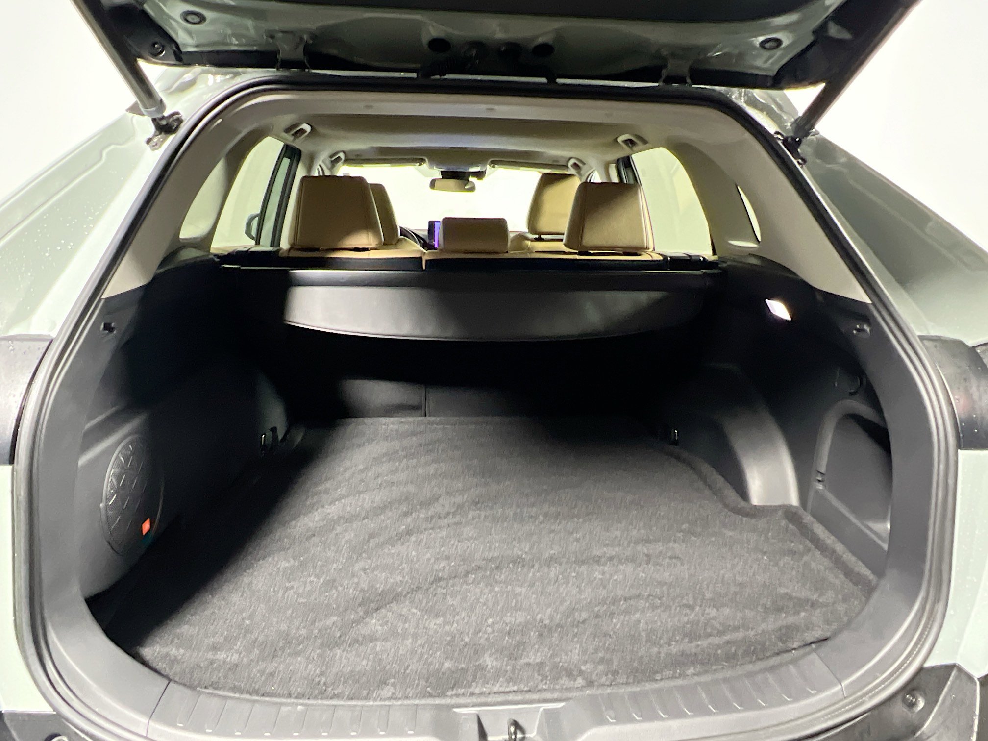 Used 2023 Toyota RAV4 XLE Premium image 34