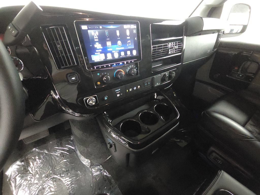 Used 2026 Chevrolet Express 2500 Extended w/ Driver Convenience Package RWD image 14