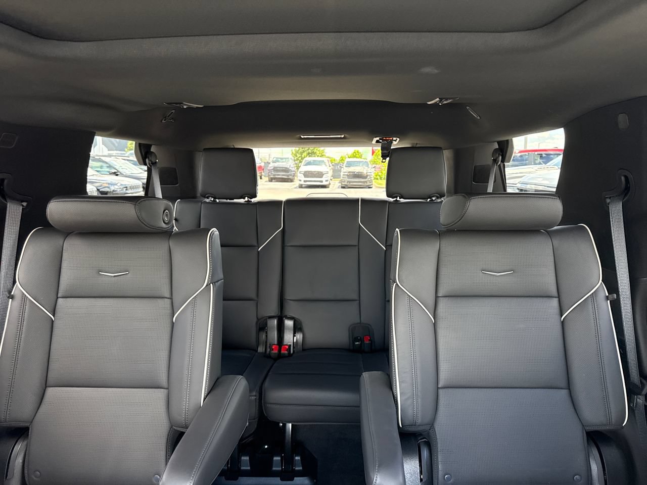 Used 2024 Cadillac Escalade Sport AWD/4WD image 26