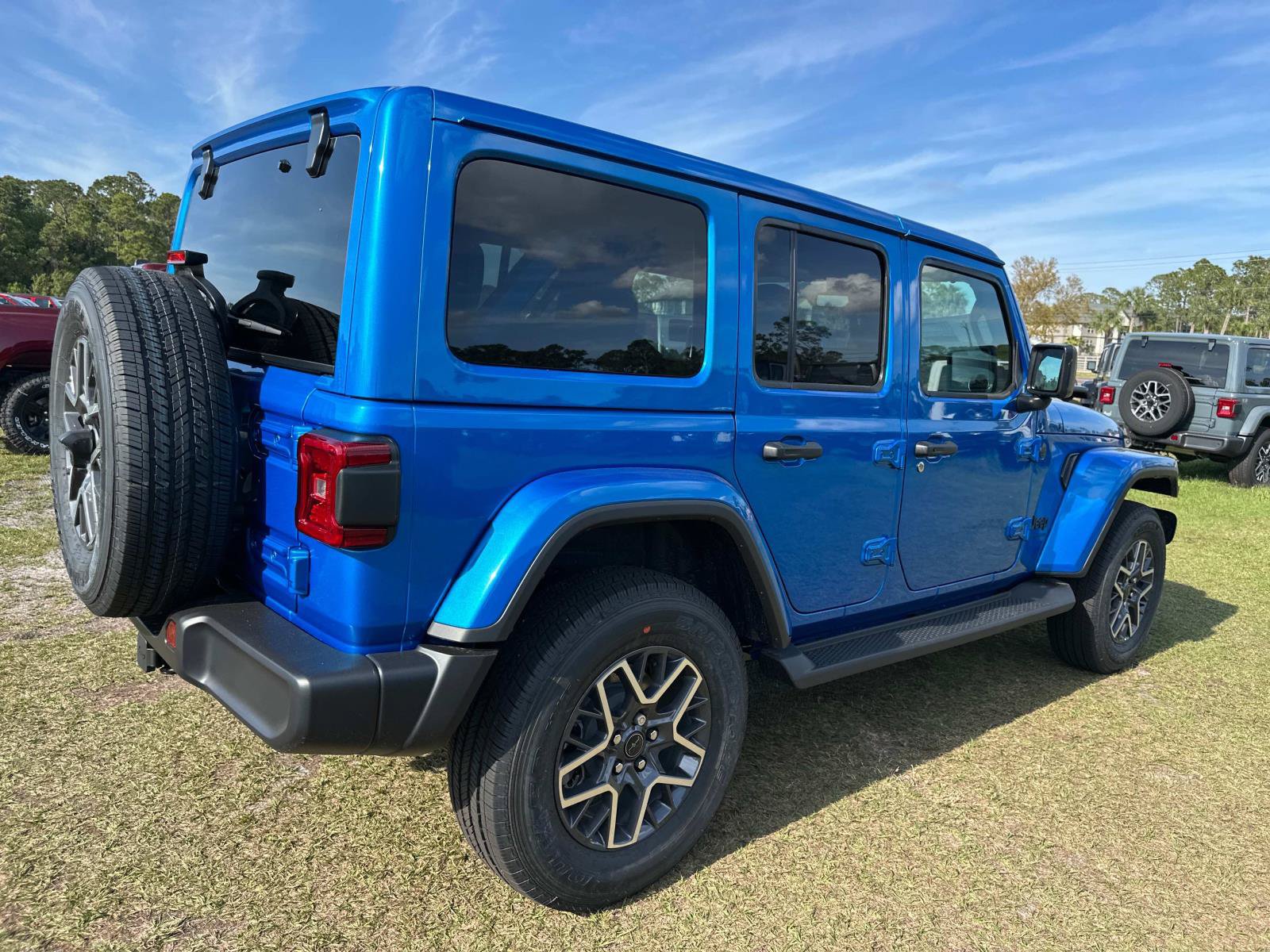 New 2025 Jeep Wrangler Unlimited Sahara AWD/4WD image 3
