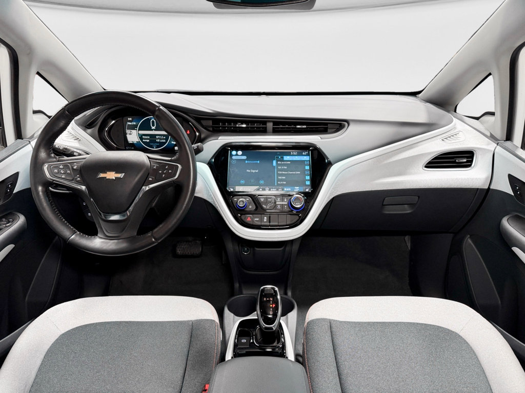 Used 2021 Chevrolet Bolt LT image 16