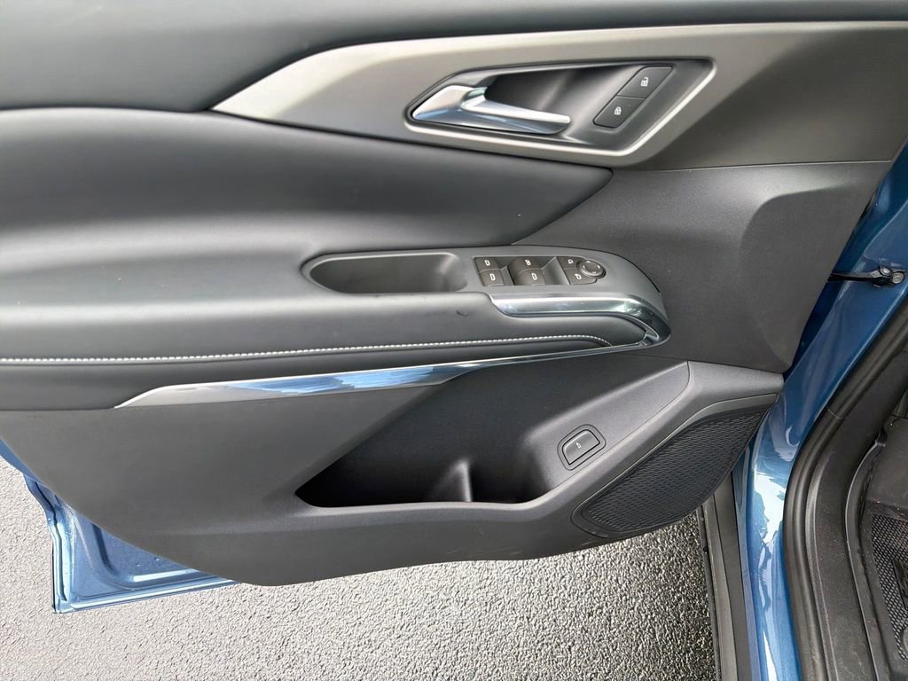 New 2026 Chevrolet Traverse LT w/ Midnight/Sport Edition image 10