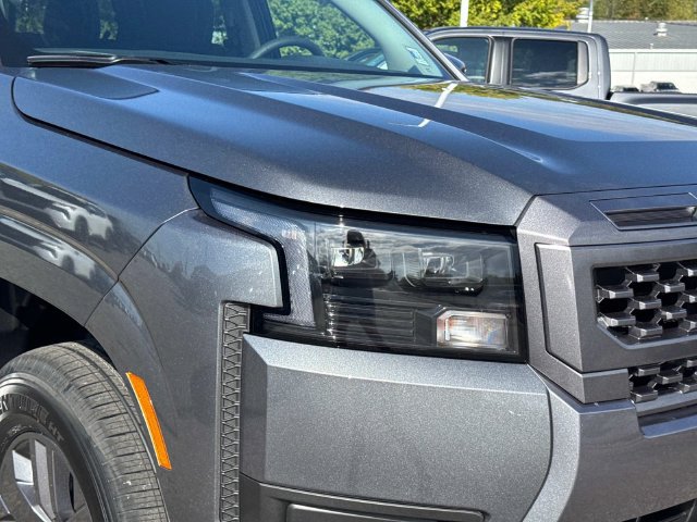 New 2027 Nissan Frontier SV RWD image 10