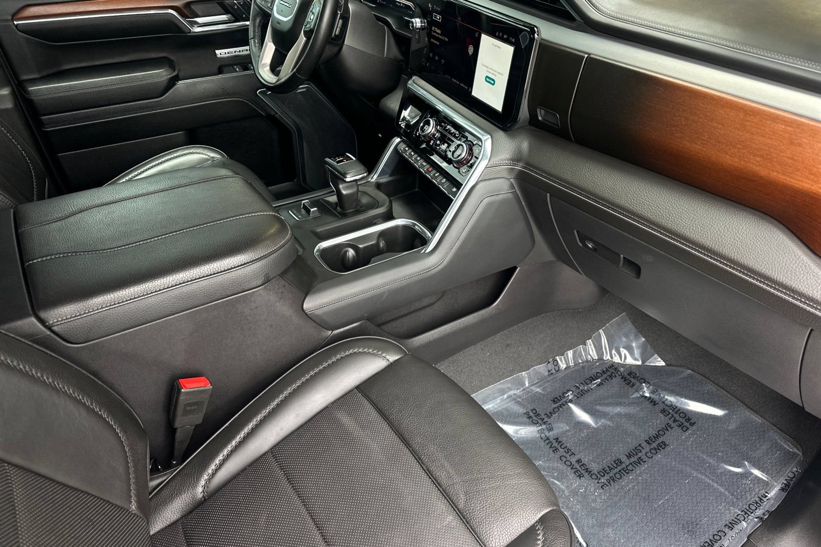 Used 2024 GMC Sierra 1500 Denali w/ Denali Reserve Package AWD/4WD image 19