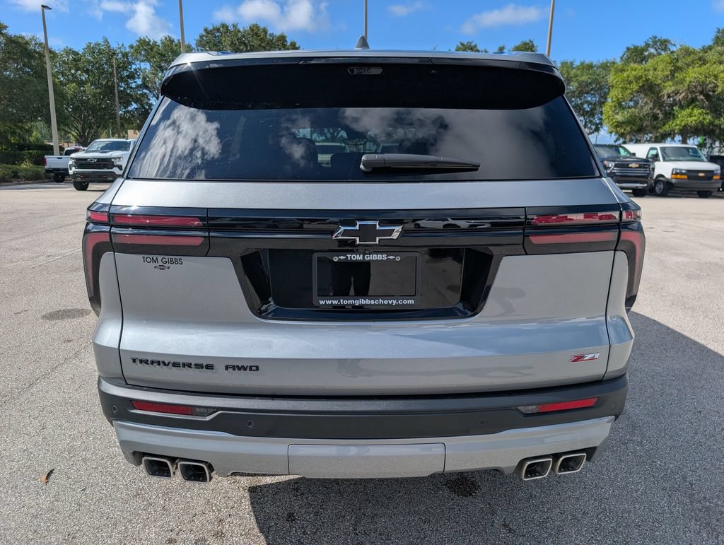 New 2026 Chevrolet Traverse Z71 w/ Enhanced Driving Package AWD/4WD image 7