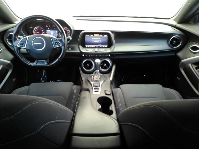 Used 2022 Chevrolet Camaro LT w/ Technology Package RWD image 3