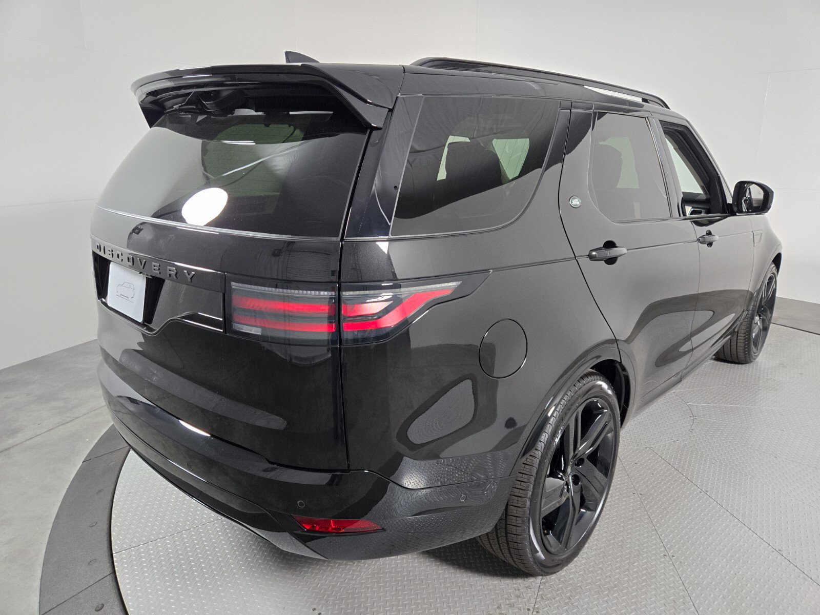 New 2026 Land Rover Discovery Dynamic SE AWD/4WD image 2
