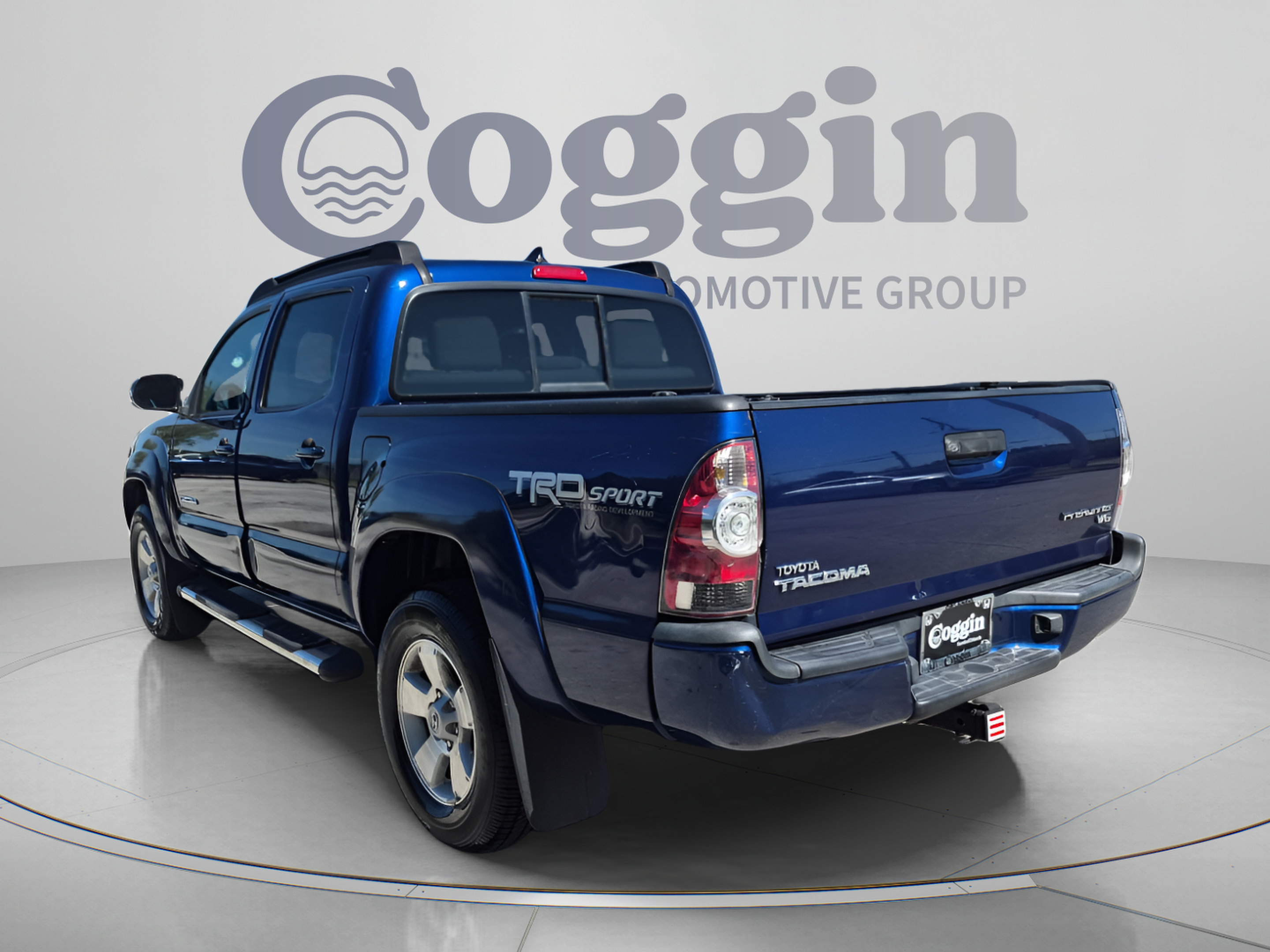Used 2015 Toyota Tacoma PreRunner RWD image 3