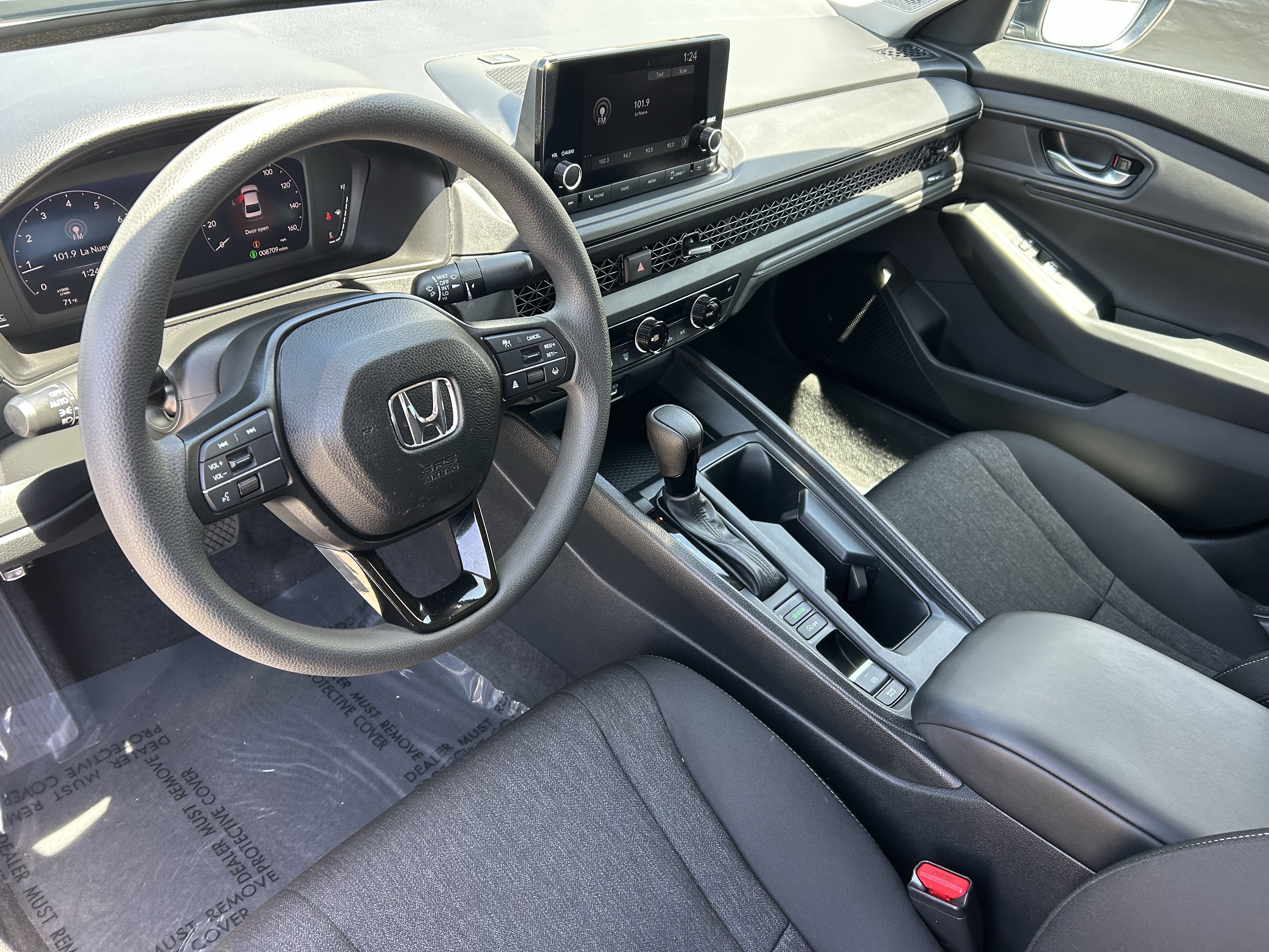 Certified 2025 Honda Accord SE image 25
